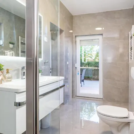 别墅 Luxurious In Dalmatia Near Sea 扎顿