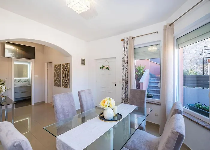 Luxurious In Dalmatia Near Sea Вилла