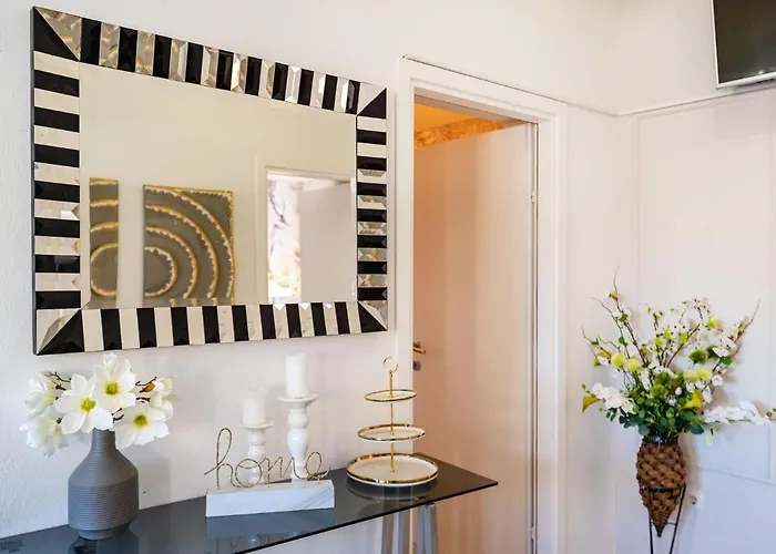 Luxurious In Dalmatia Near Sea Затон