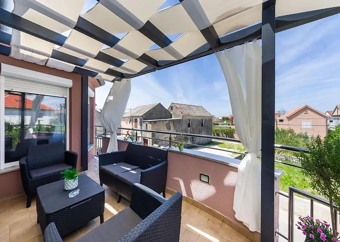 Luxurious In Dalmatia Near Sea Villa